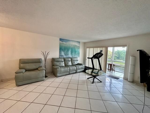 3601 Inverrary Drive, Unit 306, Lauderhill, FL 33319 Photo