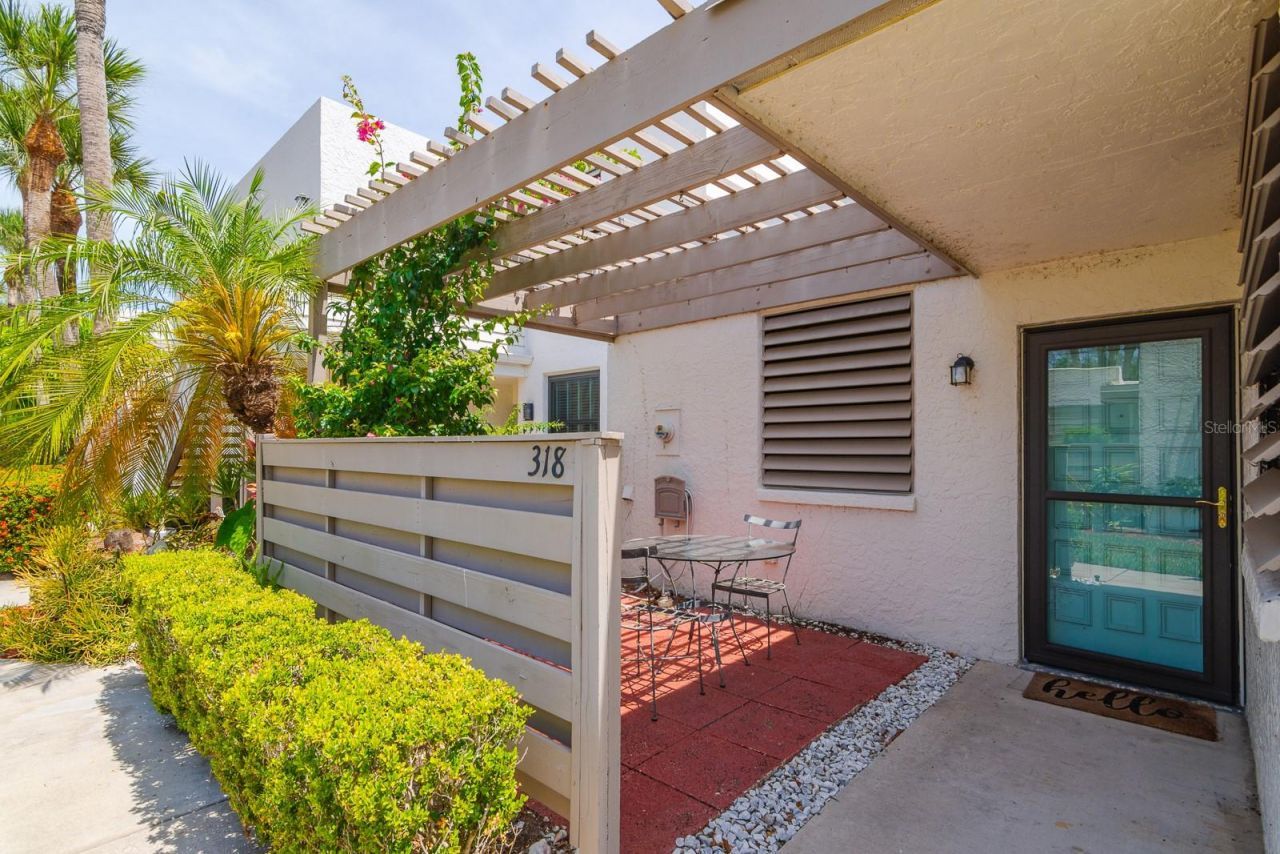 318 Timberlake Drive, Bradenton, FL 34210 Photo