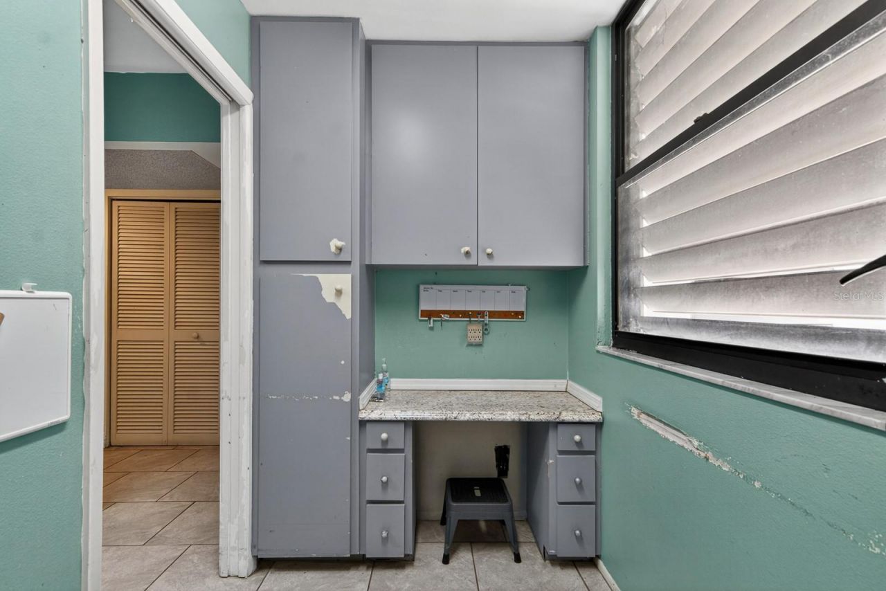 318 Timberlake Drive, Bradenton, FL 34210 Photo