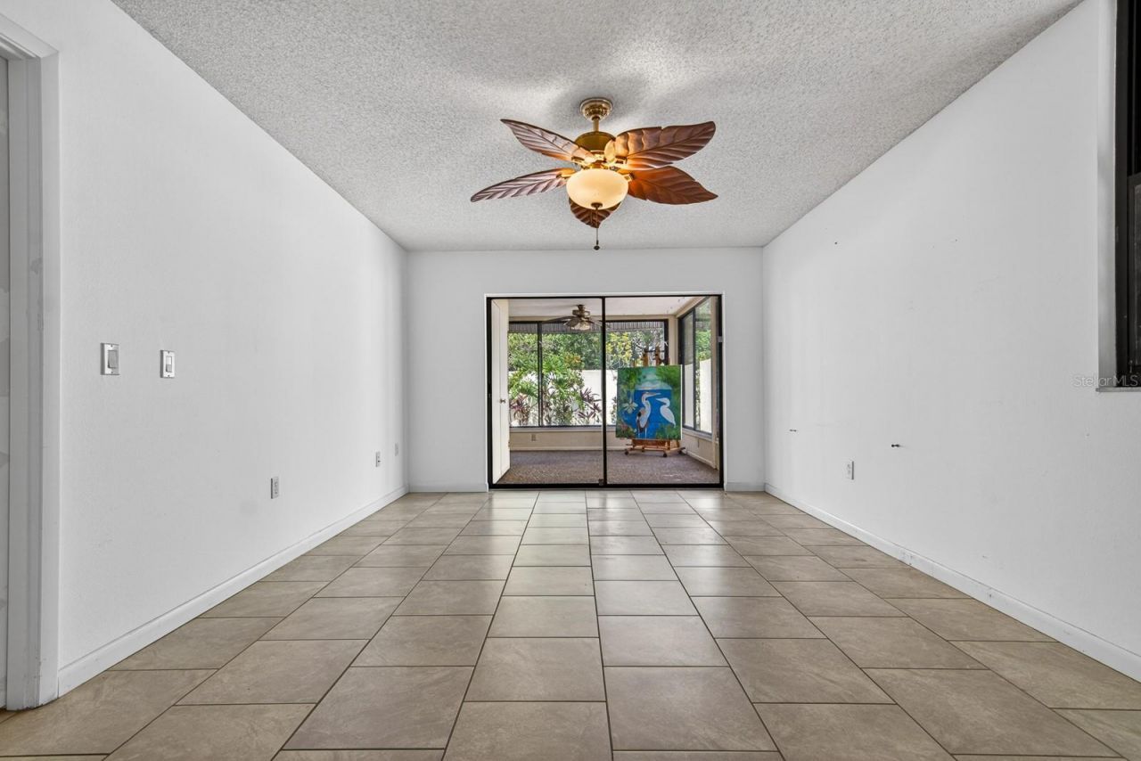 318 Timberlake Drive, Bradenton, FL 34210 Photo