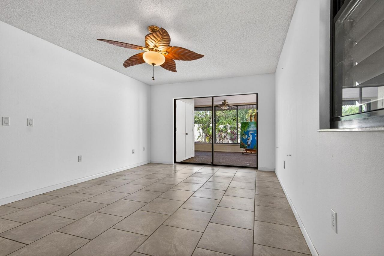 318 Timberlake Drive, Bradenton, FL 34210 Photo