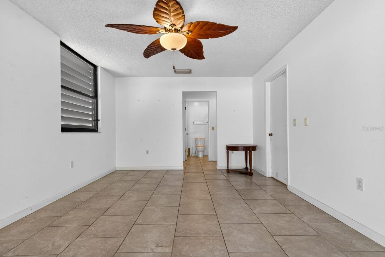 318 Timberlake Drive, Bradenton, FL 34210 Photo