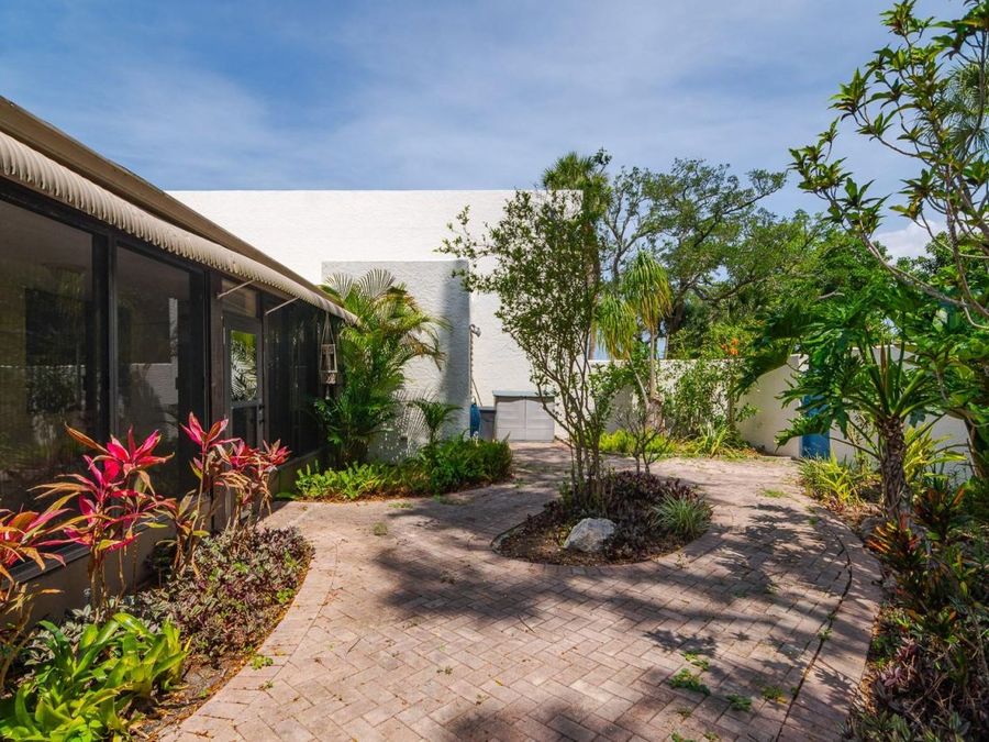 Property Image 44
