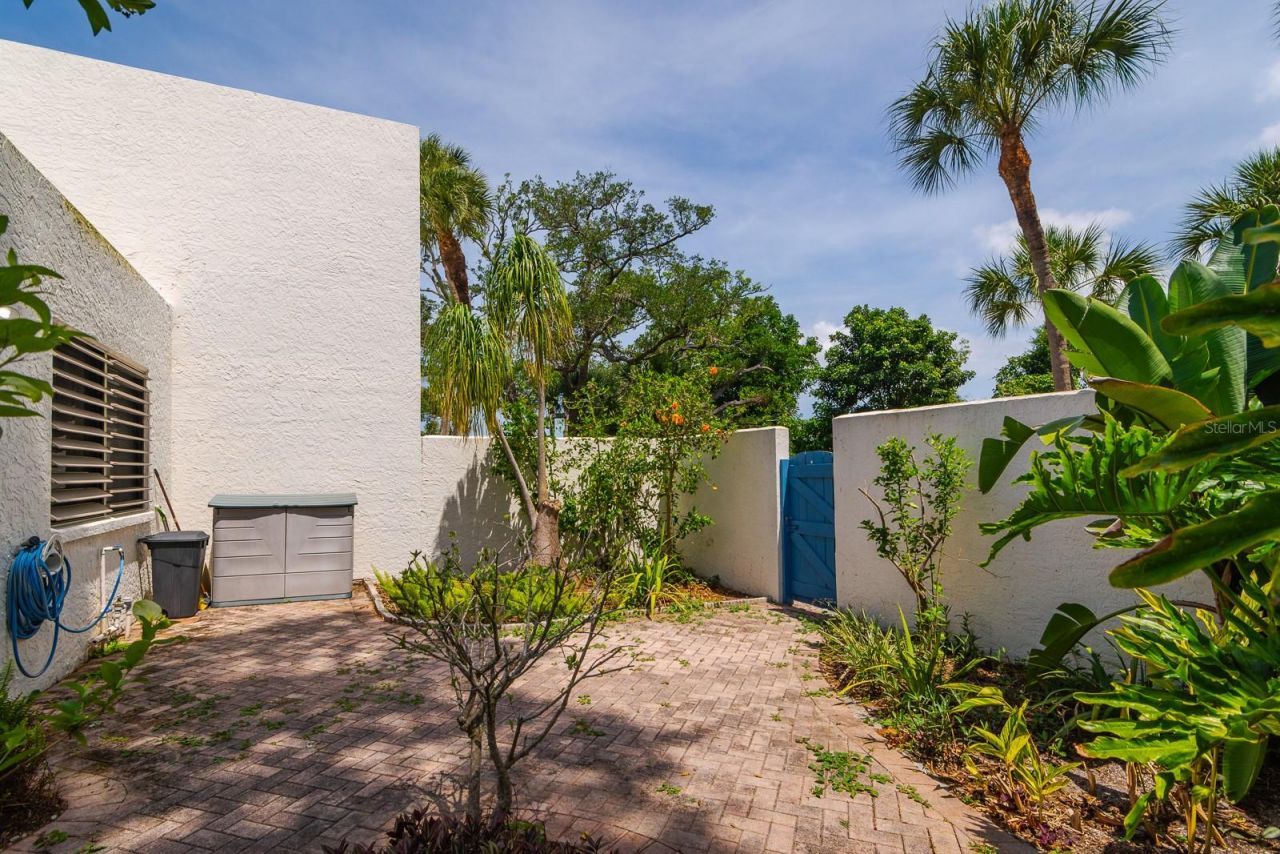 318 Timberlake Drive, Bradenton, FL 34210 Photo