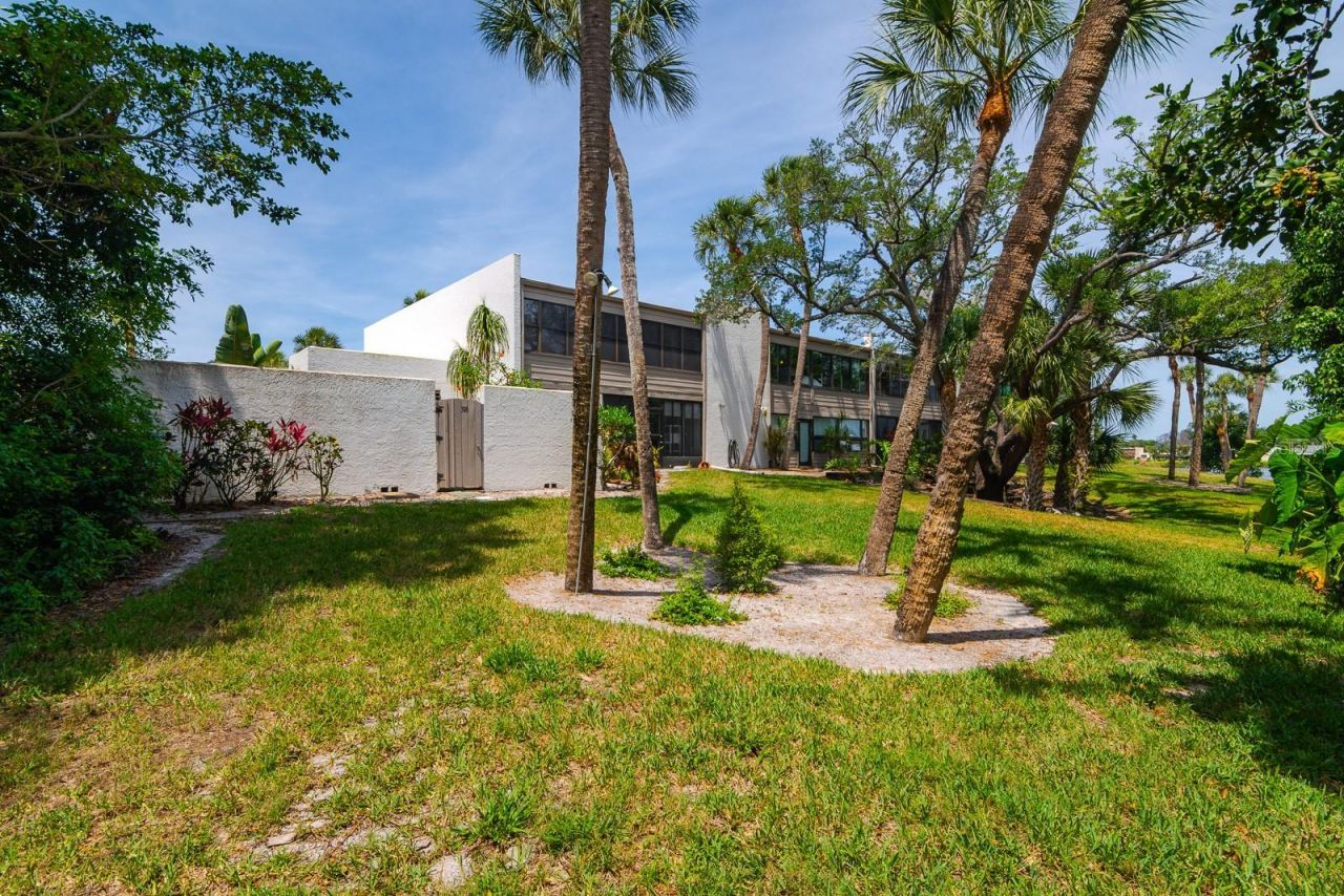 318 Timberlake Drive, Bradenton, FL 34210 Photo