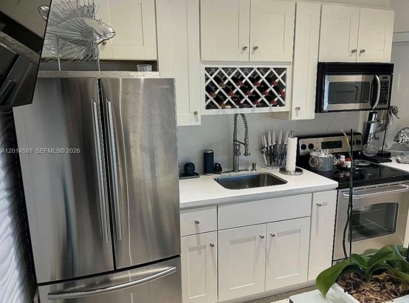 3400 N Surf Rd , Unit 1, Hollywood, FL 33019 Photo