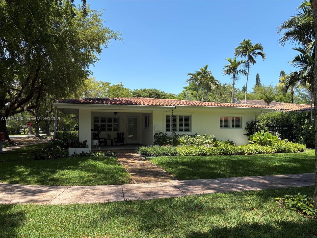631 Santurce Ave, Coral Gables, FL 33143 Photo