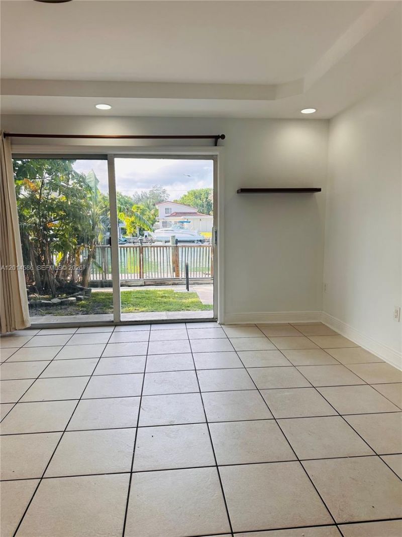 2033 Calais Dr , Unit 5, Miami Beach, FL 33141 Photo