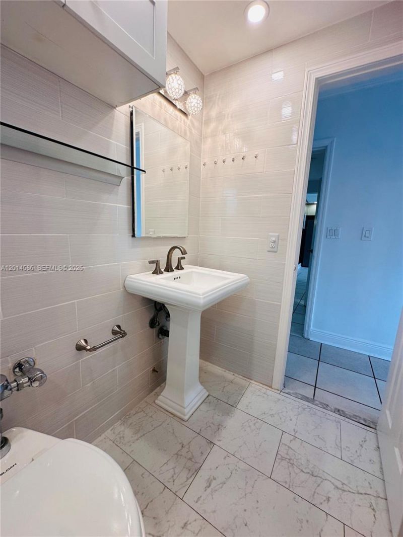 2033 Calais Dr, Unit 5, Miami Beach, FL 33141 Photo