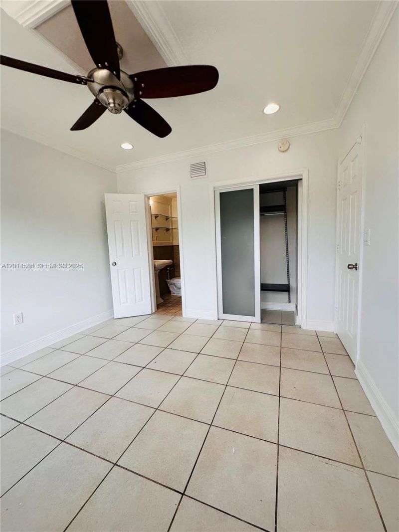 2033 Calais Dr , Unit 5, Miami Beach, FL 33141 Photo