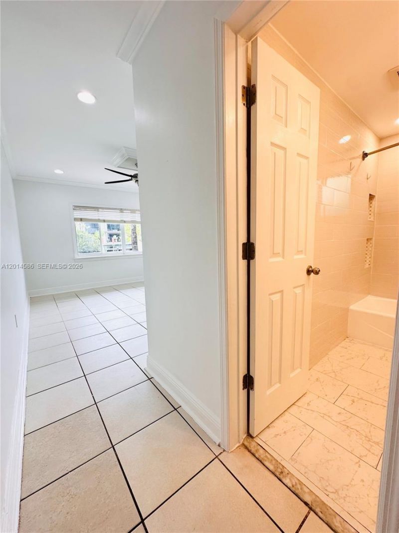 2033 Calais Dr, Unit 5, Miami Beach, FL 33141 Photo