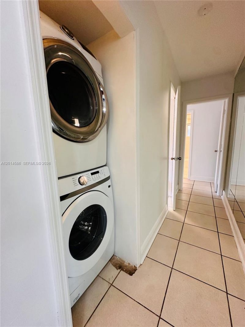 2033 Calais Dr, Unit 5, Miami Beach, FL 33141 Photo