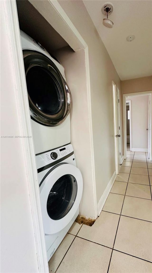 2033 Calais Dr , Unit 5, Miami Beach, FL 33141 Photo
