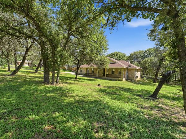 238 Deer Ridge, La Vernia, TX 78121