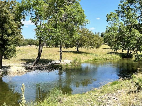 481 Living Water Ranch Rd., Harper, TX 78631