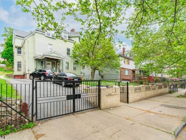 464 Summer Ave, Newark, NJ 07104