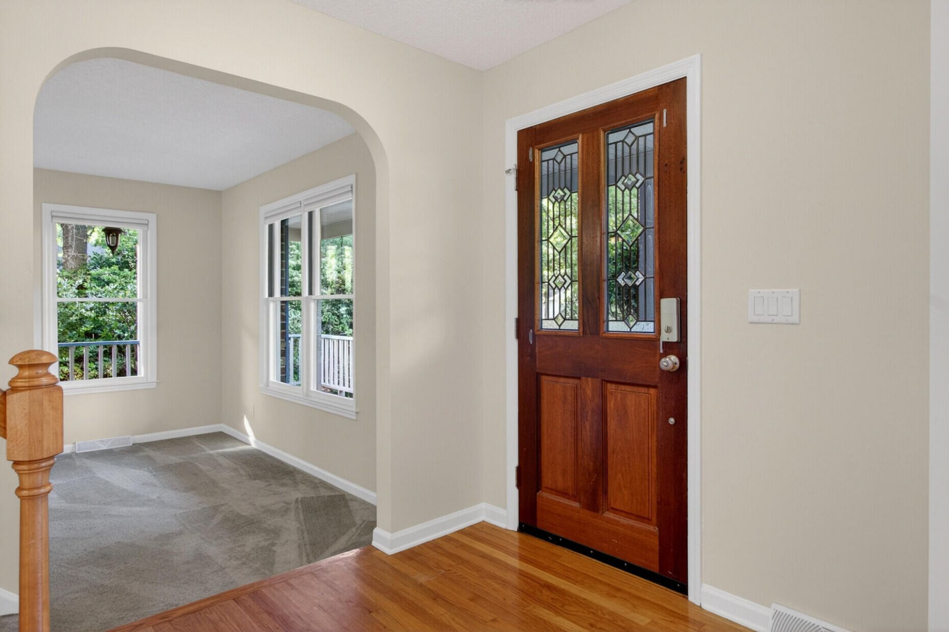 200 Loch Lomond Street Photo 6