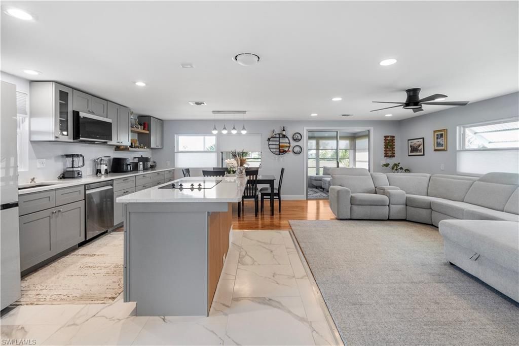 58 Le Mans Dr, Naples, FL 34112 Photo