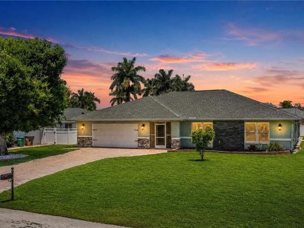 1715 SE 21st ST , CAPE CORAL, FL 33990