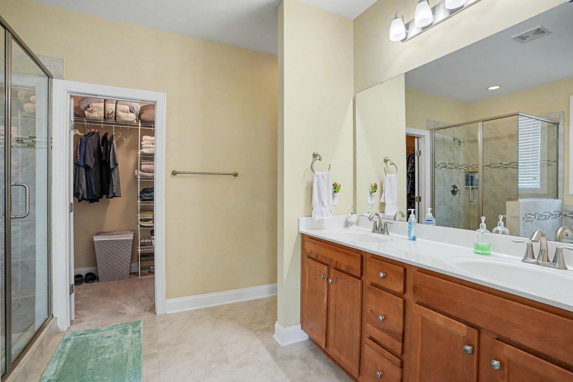 108 Champions Village Dr. Photo 24