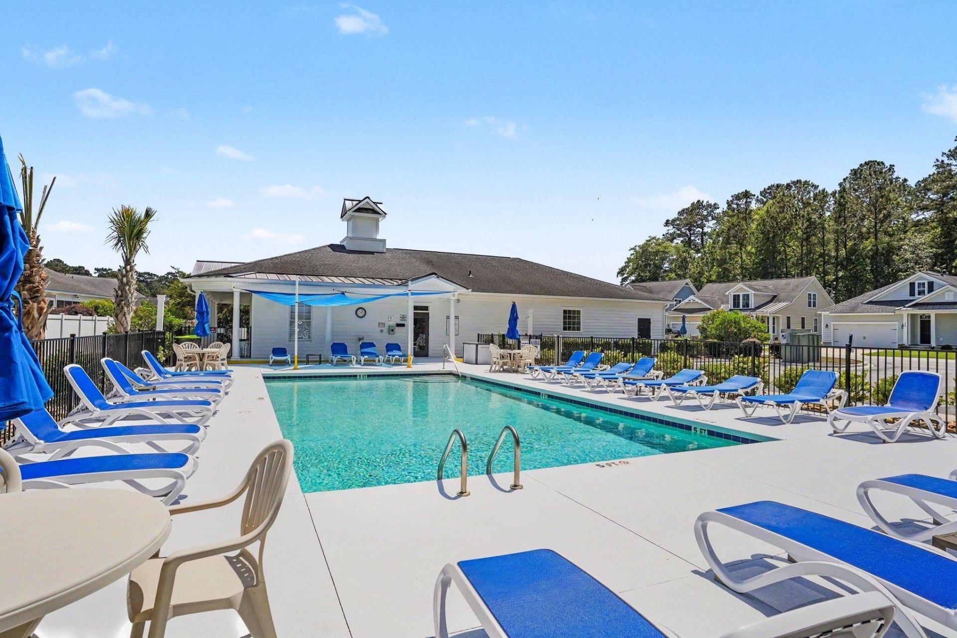 108 Champions Village Dr. Photo 33