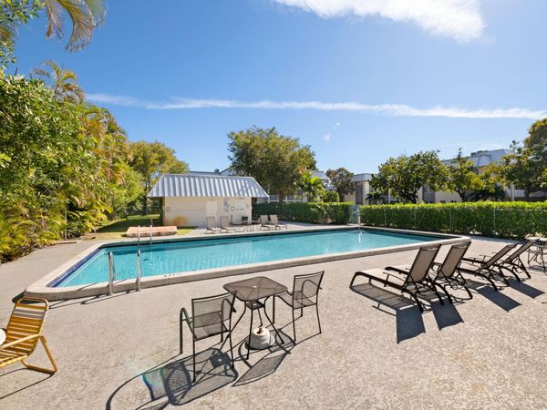 2980 Riverside Drive, Unit 324-3, Coral Springs, FL 33065