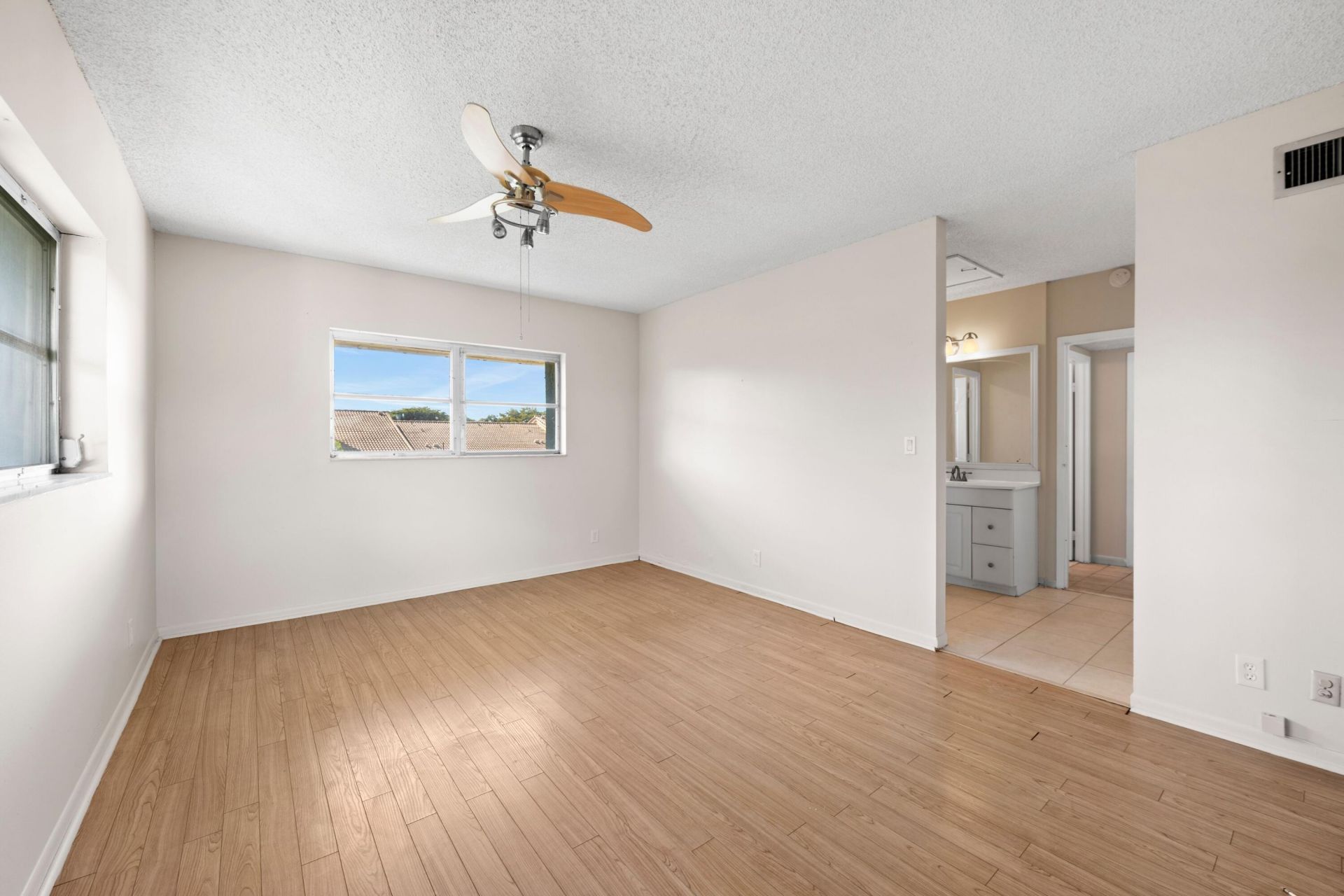 2980 Riverside Drive, Unit 324-3, Coral Springs, FL 33065 Photo