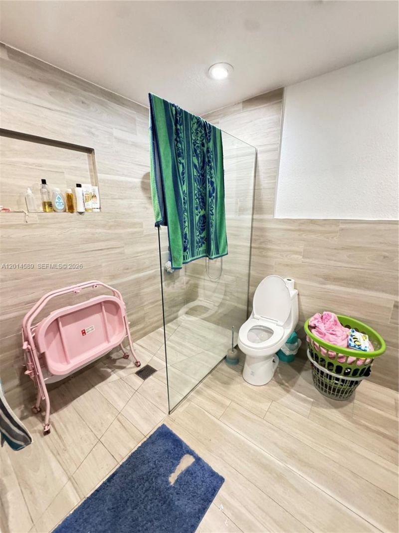 1314 W 77th St, Hialeah, FL 33014 Photo