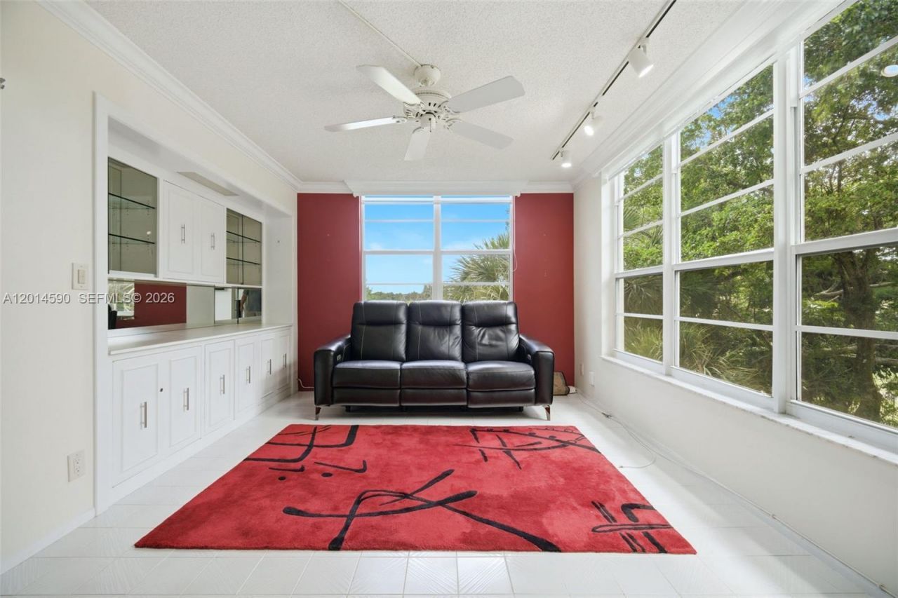 821 Cypress Blvd, Unit 307, Pompano Beach, FL 33069 Photo