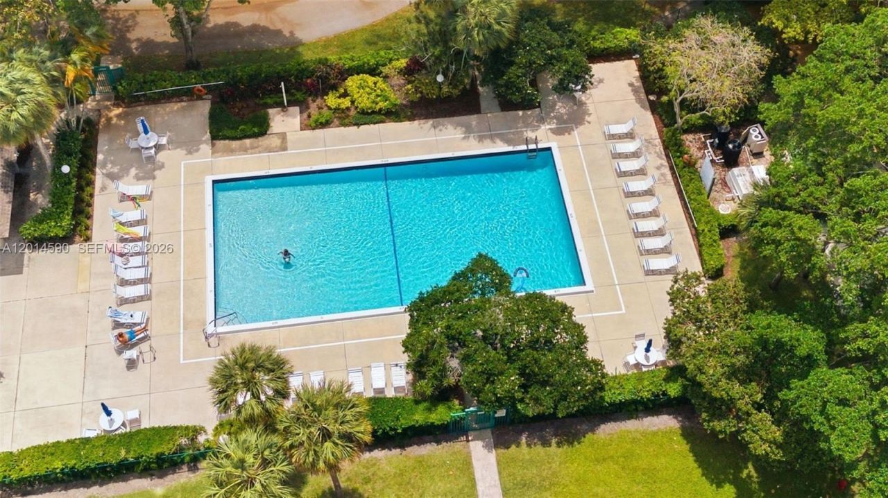 821 Cypress Blvd, Unit 307, Pompano Beach, FL 33069 Photo