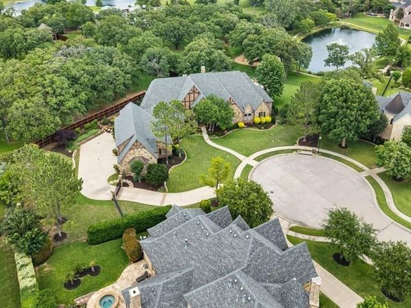 6909 Sir Spencer Court, Colleyville, TX 76034
