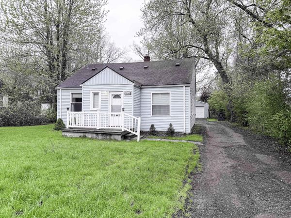19549 Melrose Avenue, Southfield, MI 48075