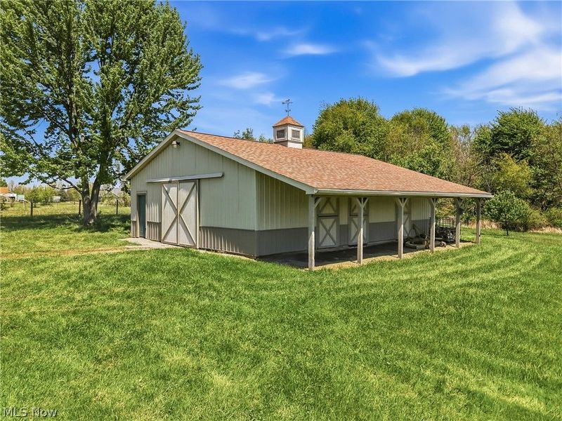 8161 Huxley Road, Berlin Center, OH 44401 Photo 12