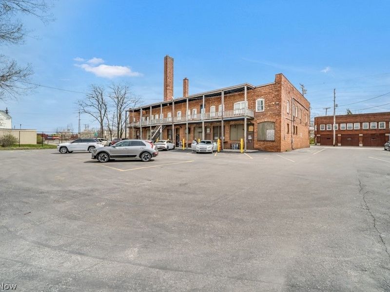 18621 Saint Clair Avenue, Cleveland, OH 44110 Photo 3