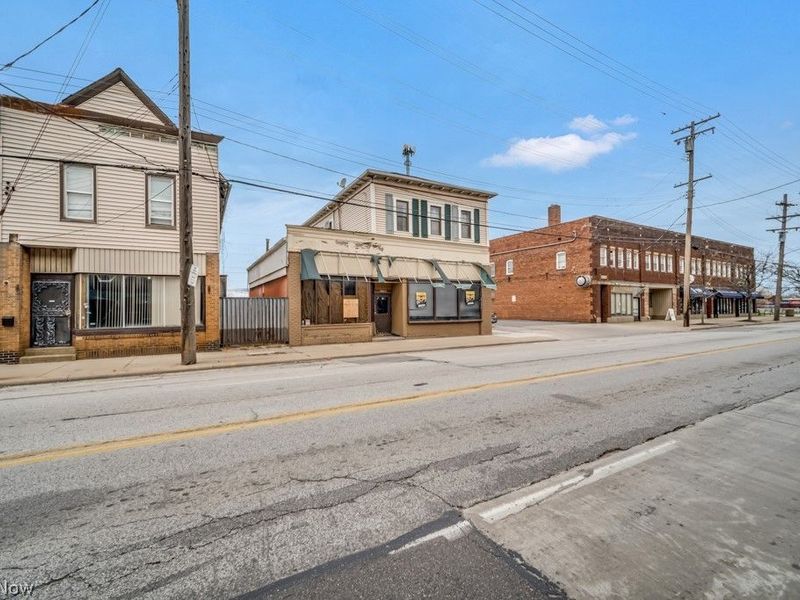 18621 Saint Clair Avenue, Cleveland, OH 44110 Photo 8