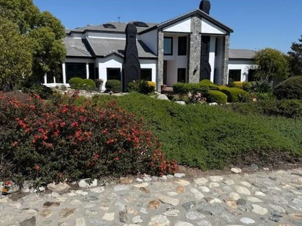 3742 Hollins, Claremont, CA 91711