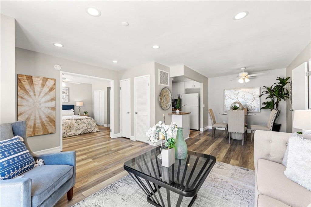 25821 Via Lomas, Unit 216, Laguna Hills, CA 92653 Main Photo
