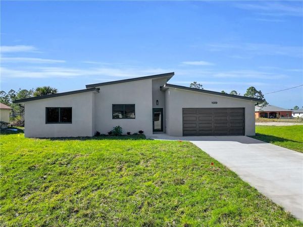 1009 State AVE , LEHIGH ACRES, FL 33972