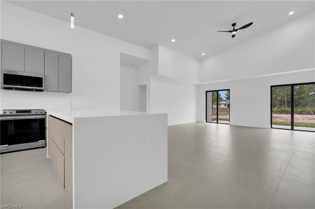 1009 State Ave , Lehigh Acres, FL 33972 Photo