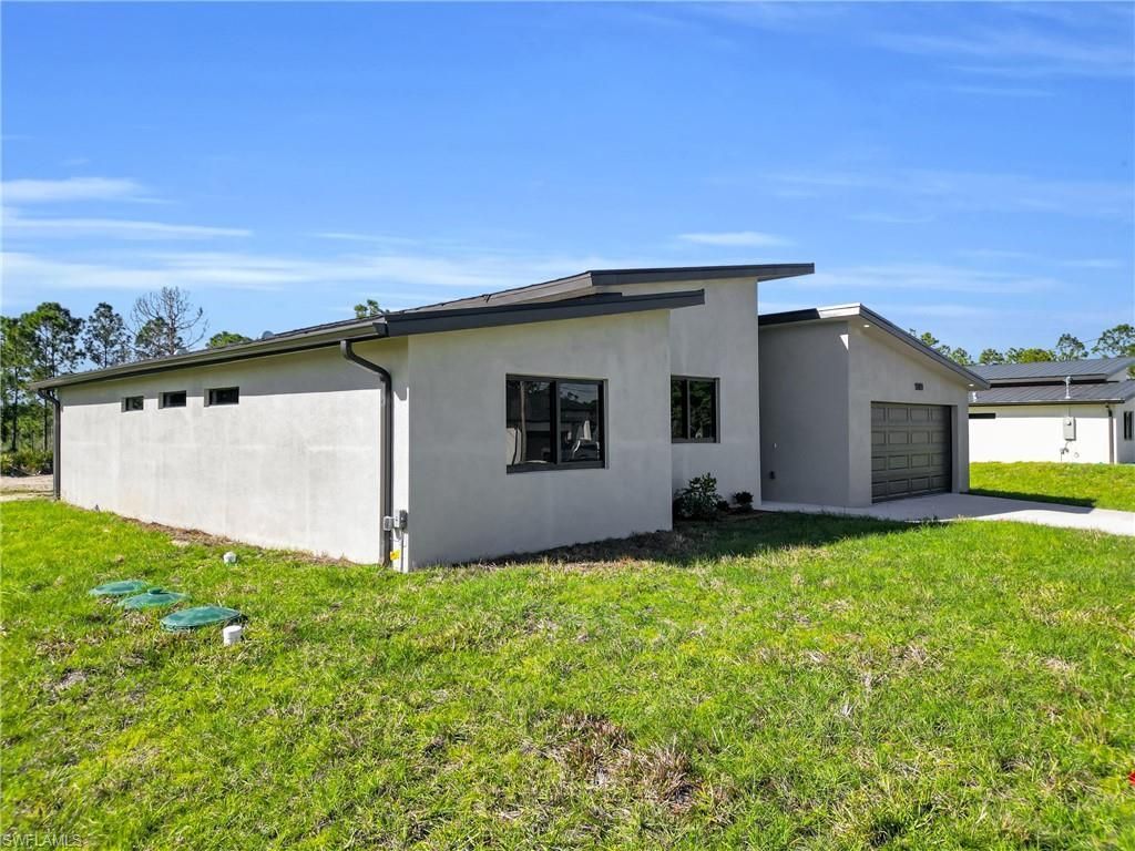 1009 State Ave , Lehigh Acres, FL 33972 Photo