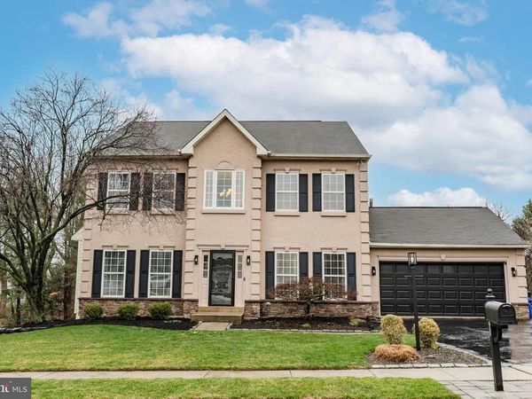 105 ARCHBISHOP DRIVE , CONSHOHOCKEN, PA 19428