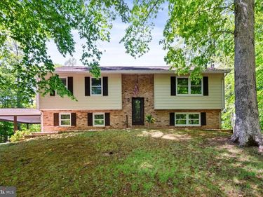 12020 PARKRIVER DRIVE, MANASSAS, VA 20112