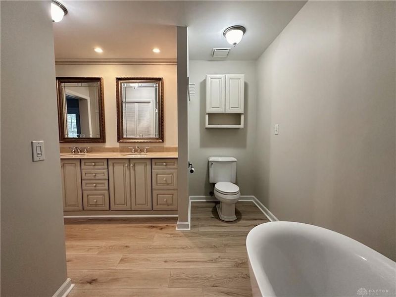 3975 Conference Road, Sugarcreek Township, OH 45305 Photo 56