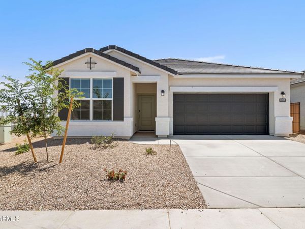 17811 W PALO VERDE Avenue, Waddell, AZ 85355