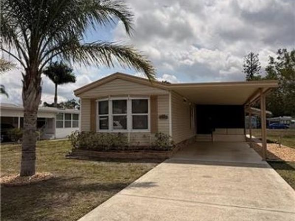 10651 Wales LOOP , BONITA SPRINGS, FL 34135