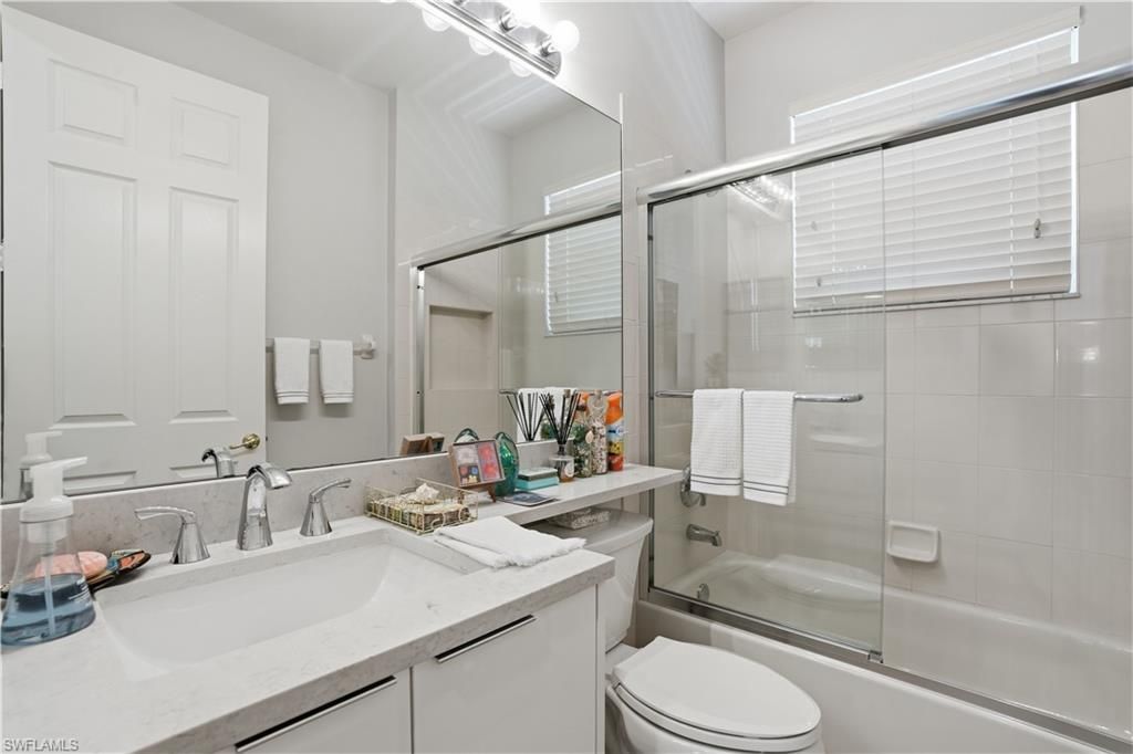 2033 Isla De Palma Cir, Naples, FL 34119 Photo