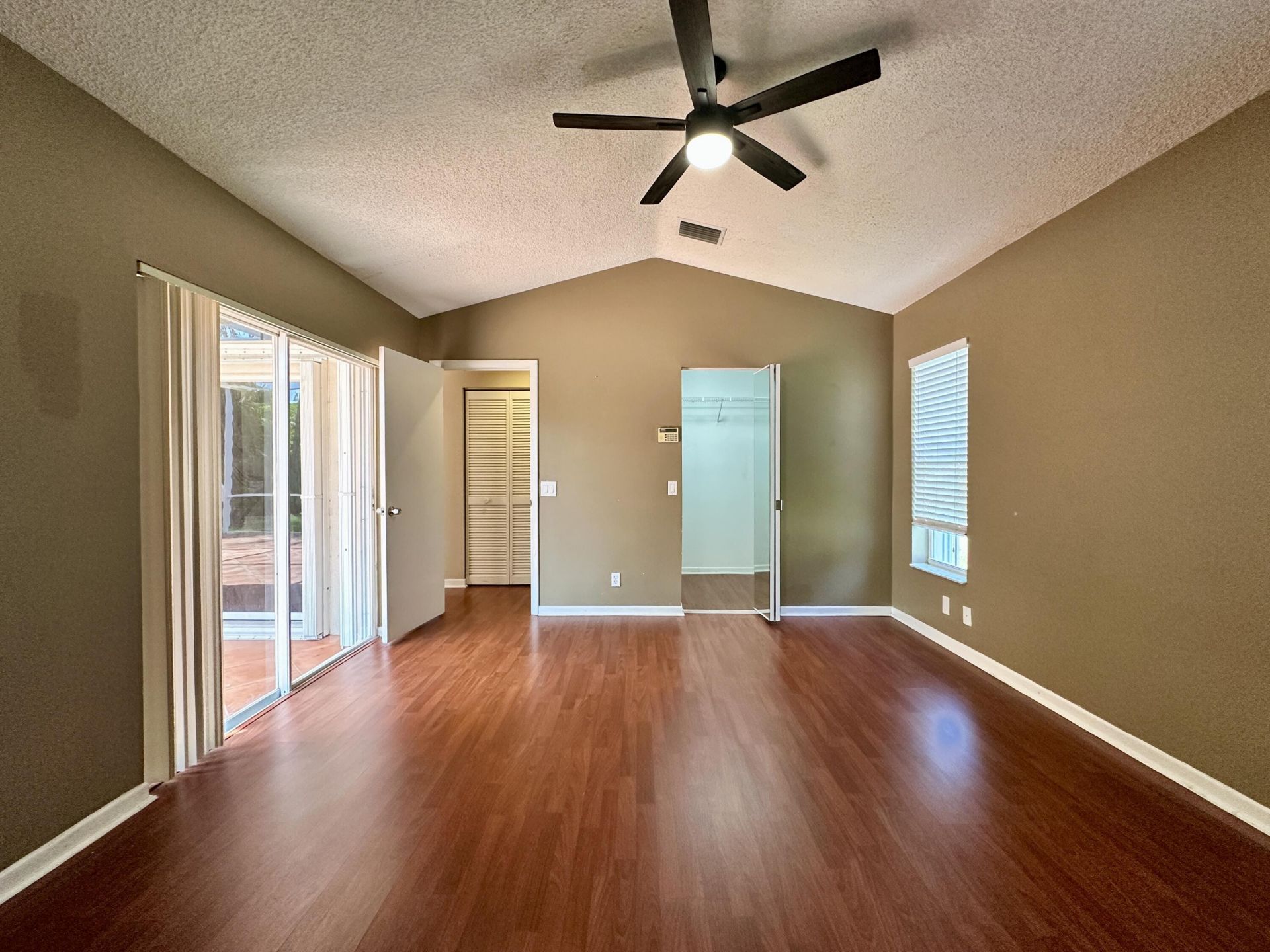 386 Carrington Drive, Weston, FL 33326 Photo