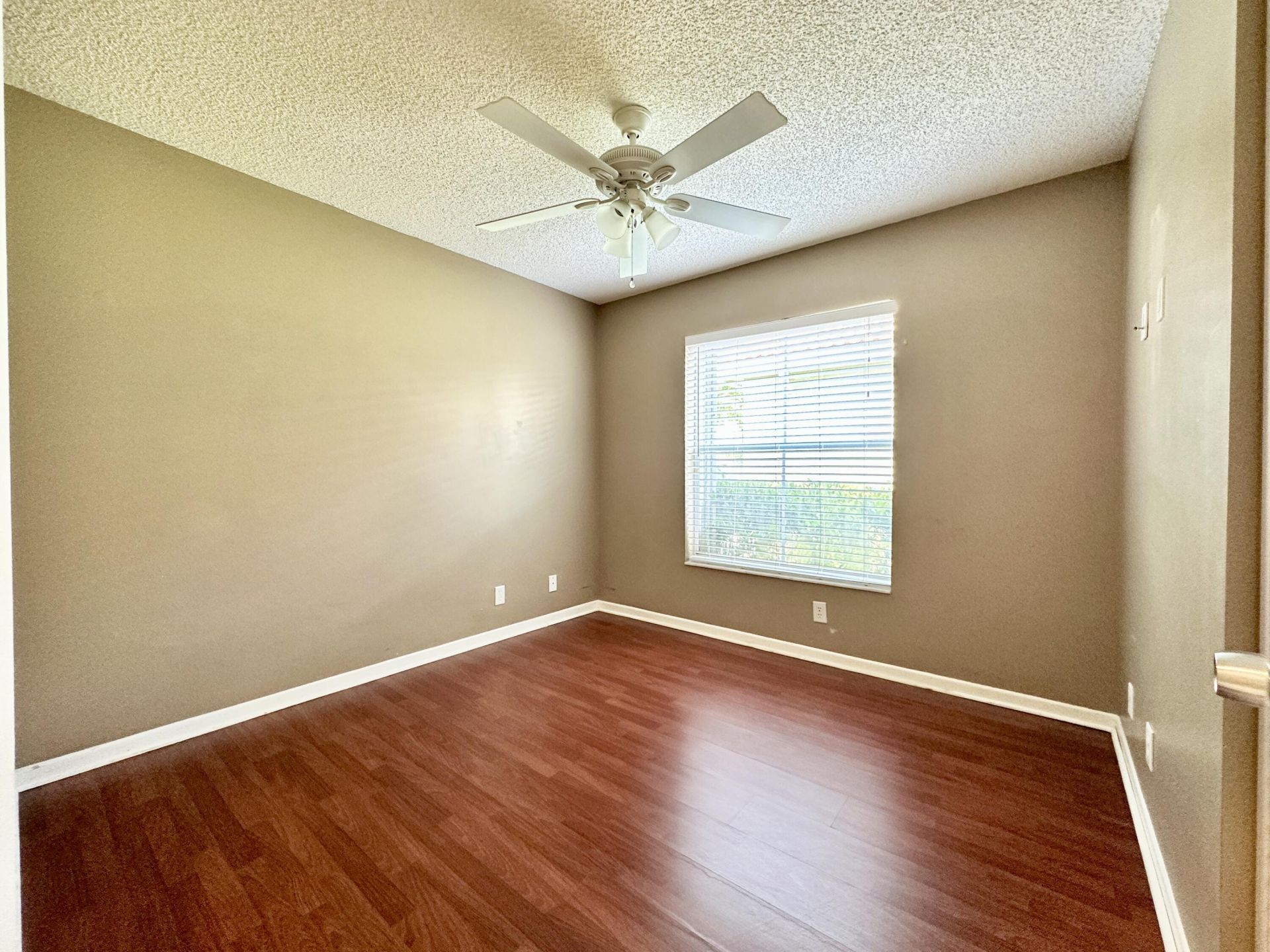 386 Carrington Drive, Weston, FL 33326 Photo