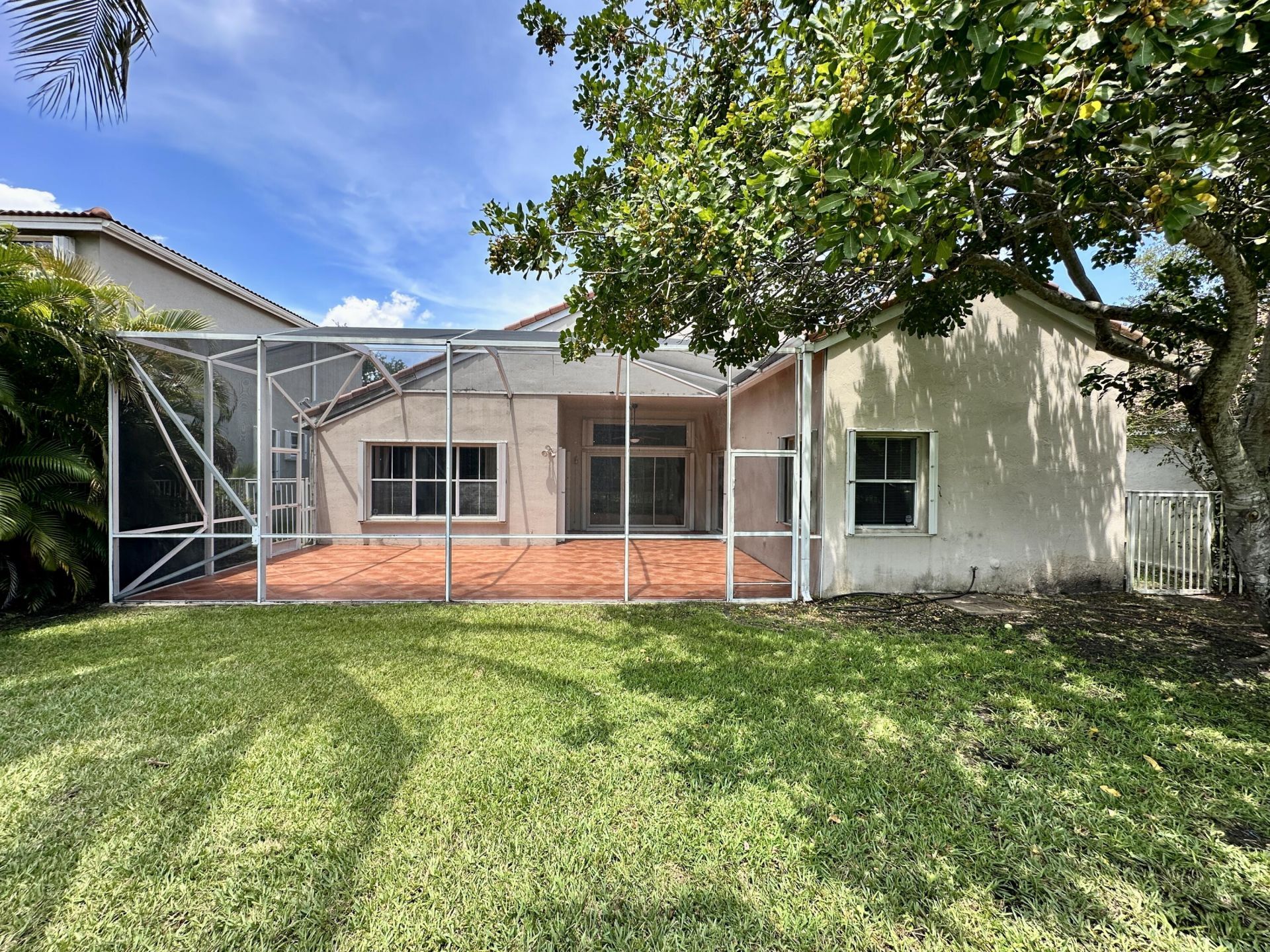 386 Carrington Drive, Weston, FL 33326 Photo
