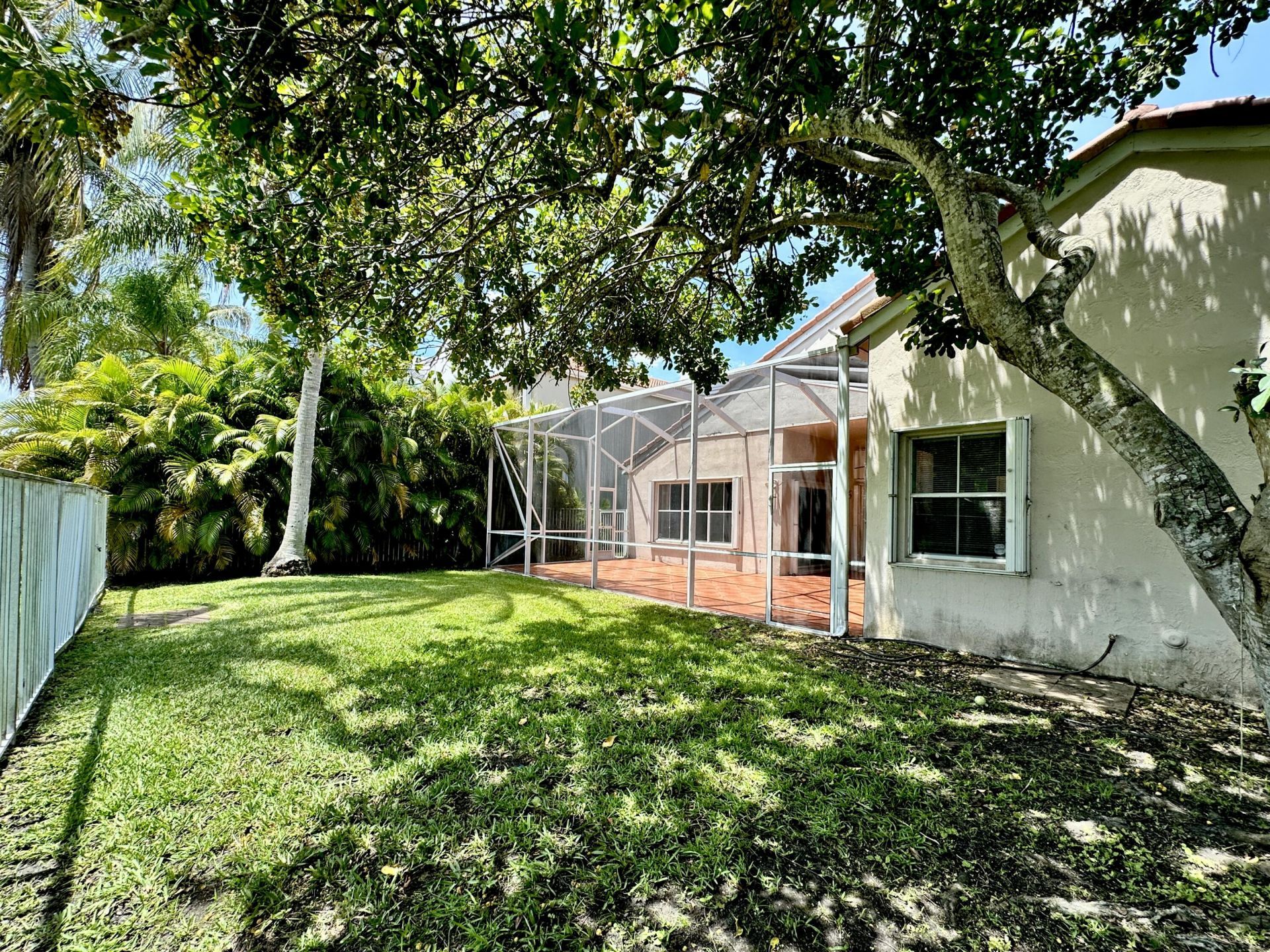 386 Carrington Drive, Weston, FL 33326 Photo